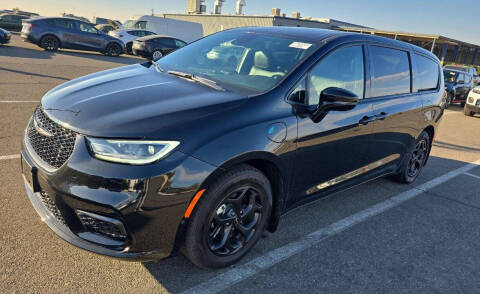 2023 Chrysler Pacifica Plug-In Hybrid