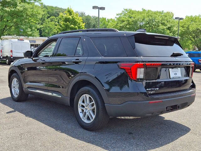 2025 Ford Explorer Active