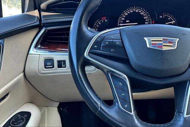 2017 Cadillac XT5 Luxury