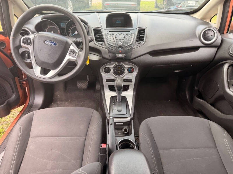 2017 Ford Fiesta SE