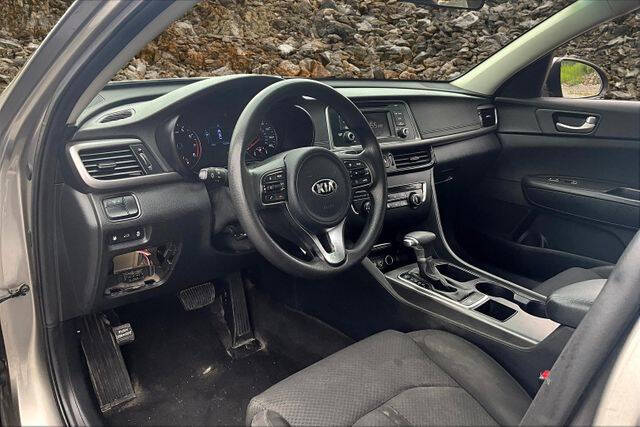 2017 Kia Optima LX