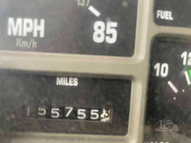 2001 International 4900