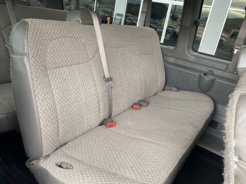 2017 Chevrolet Express LT 3500