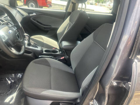2012 Ford Focus SE
