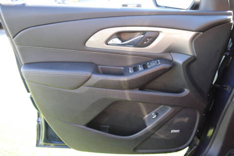 2022 Chevrolet Traverse LT Leather