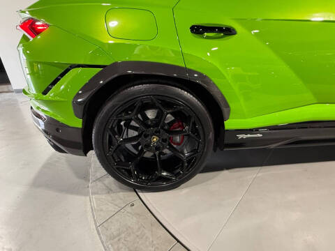 2024 Lamborghini Urus Performante