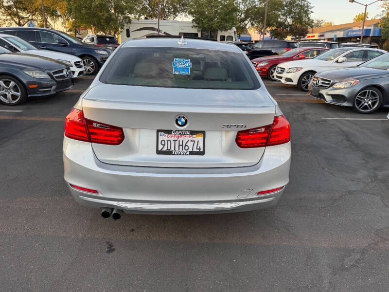 2012 BMW 3 Series 328i