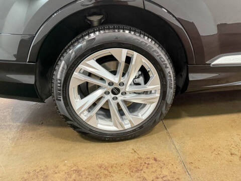 2023 Audi Q7 quattro Premium 45 TFSI