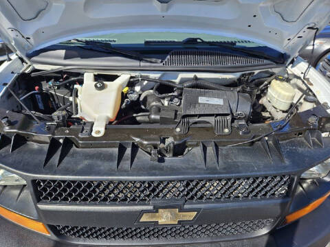 2017 Chevrolet Express 2500