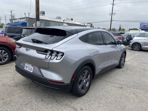 2021 Ford Mustang Mach-E Select