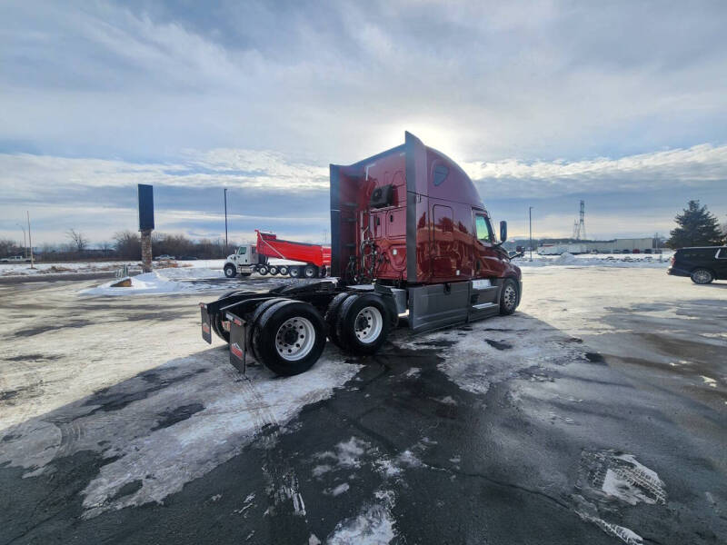 2022 Freightliner Cascadia