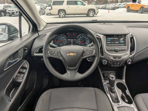 2017 Chevrolet Cruze LT Auto