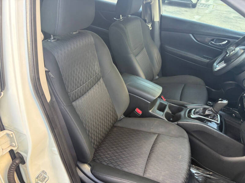 2018 Nissan Rogue S