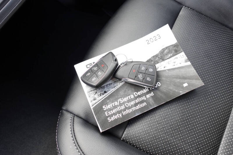 2023 GMC Sierra 1500 Elevation Standard