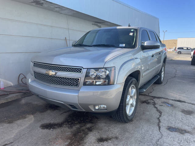 2008 Chevrolet Avalanche for sale at Kathryns Auto Sales in Oklahoma City, OK