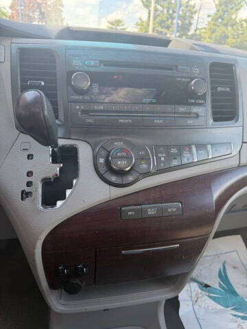 2013 Toyota Sienna