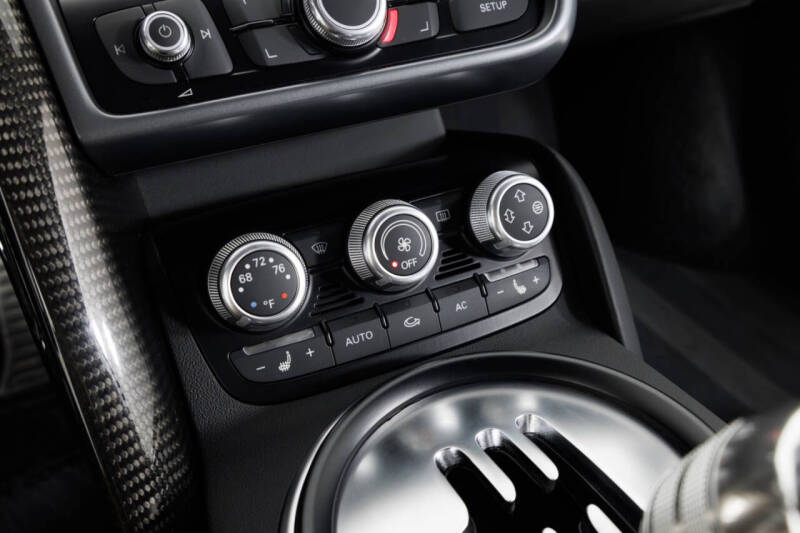 2011 Audi R8 5.2 quattro