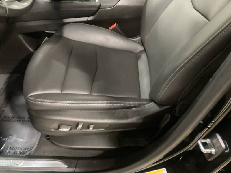 2023 Cadillac XT5 Sport