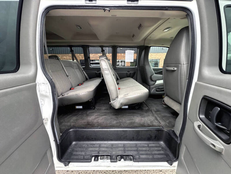 2016 Chevrolet Express LT 3500