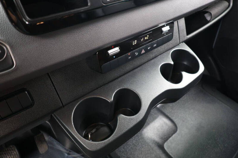 2025 Mercedes-Benz Sprinter 2500