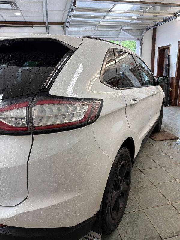 2018 Ford Edge SE