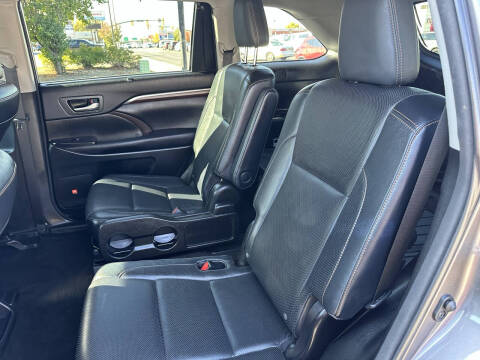 2016 Toyota Highlander Limited