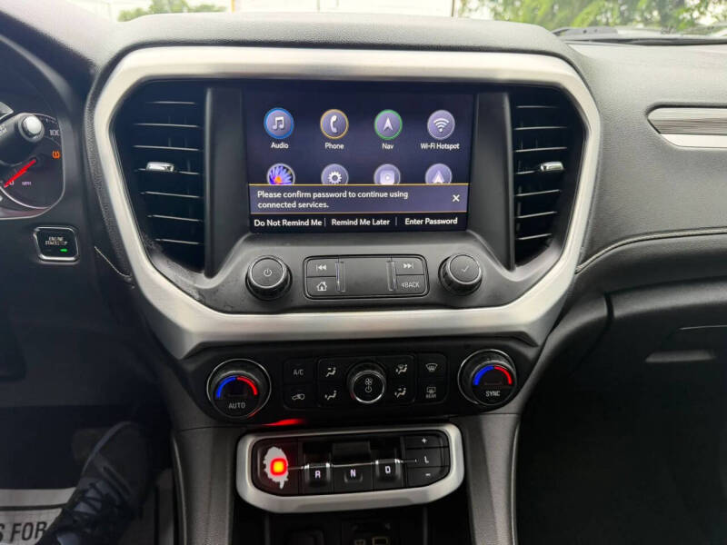 2020 GMC Acadia SLT