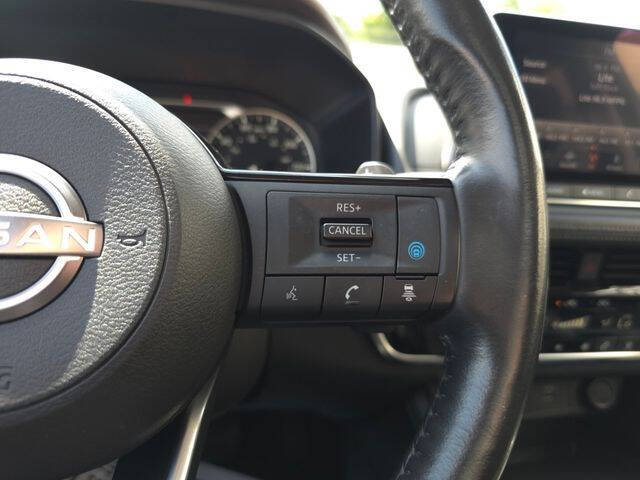 2022 Nissan Rogue SL