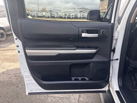 2014 Toyota Tundra SR5