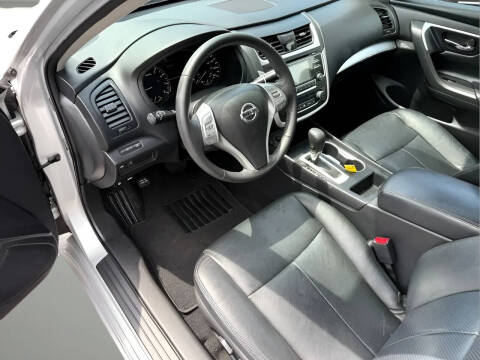 2017 Nissan Altima 2.5 SV