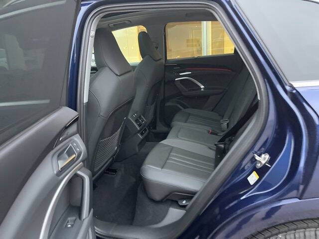 2025 Audi Q5 quattro Premium Plus TFSI