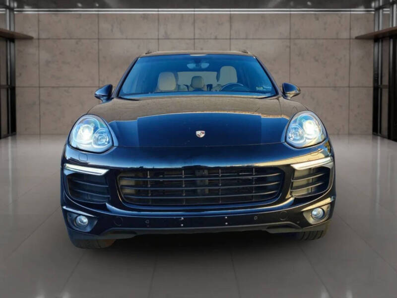2018 Porsche Cayenne Platinum Edition
