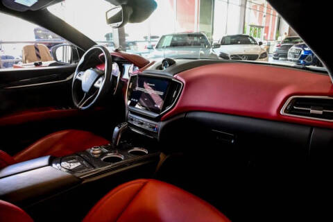 2022 Maserati Ghibli Modena Q4