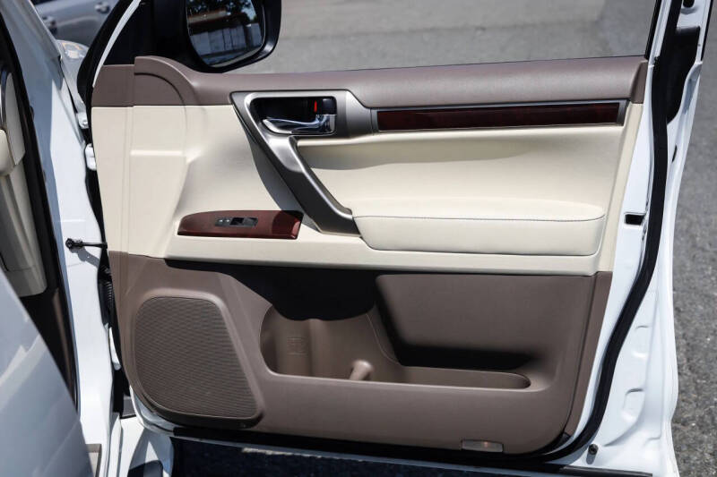 2015 Lexus GX 460 Luxury