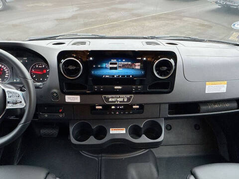 2024 Mercedes-Benz Sprinter