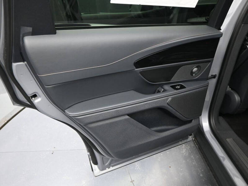 2025 Lincoln Nautilus Hybrid Premiere