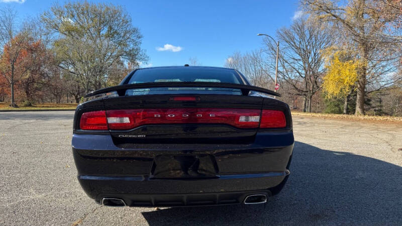 2012 Dodge Charger SXT