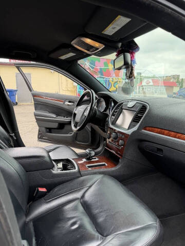 2013 Chrysler 300