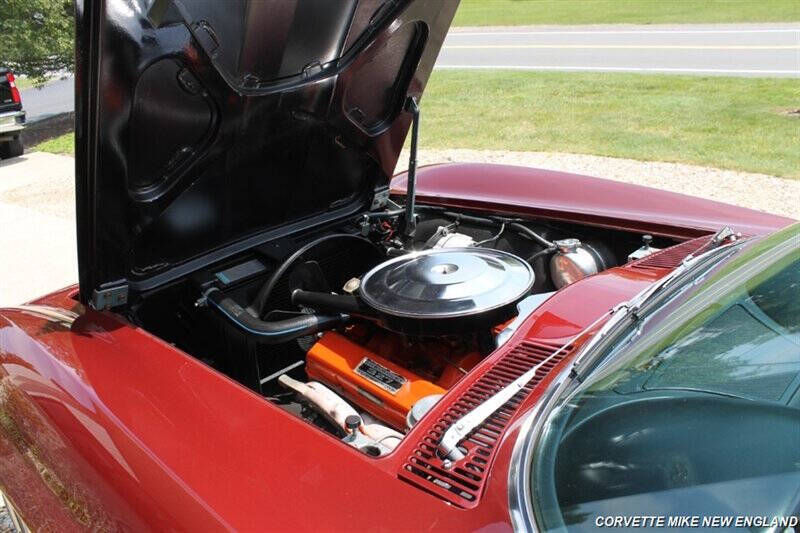 1965 Chevrolet Corvette 35
