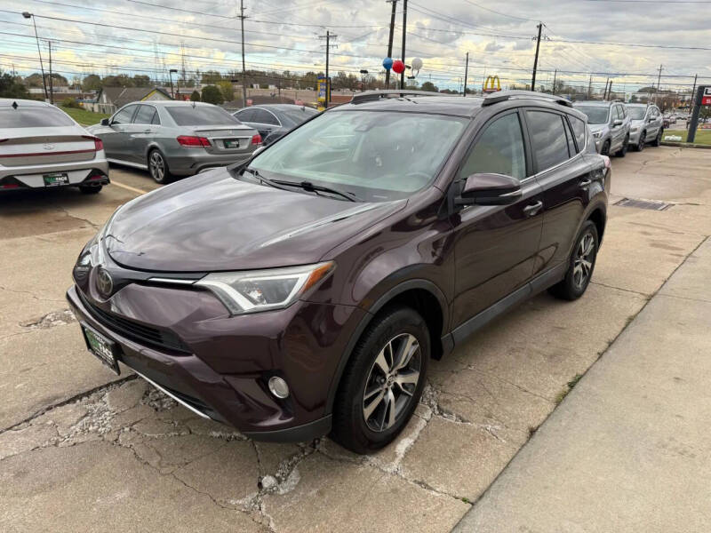 2017 Toyota RAV4 XLE