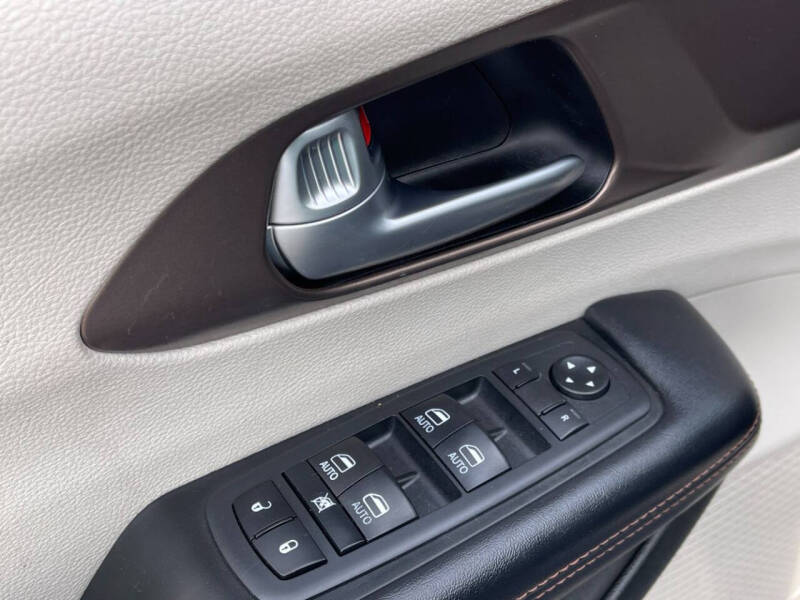 2018 Chrysler Pacifica Touring L Plus