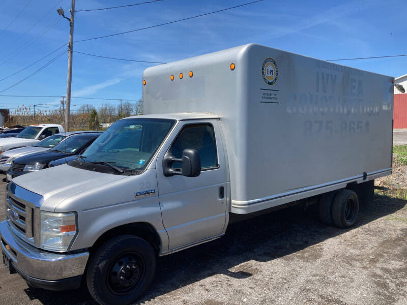 2010 Ford E-Series Chassis E-450 SD
