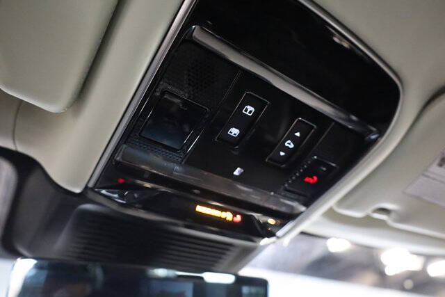 2023 Land Rover Range Rover P530 First Edition