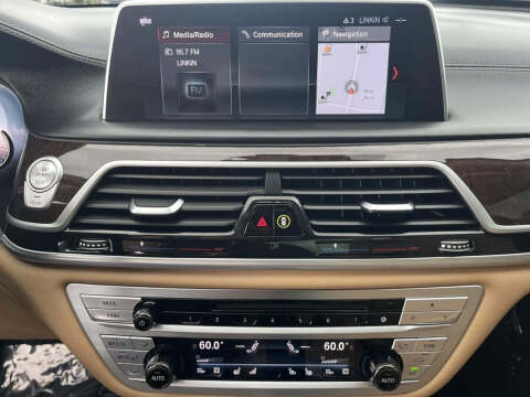 2016 BMW 7 Series 750i