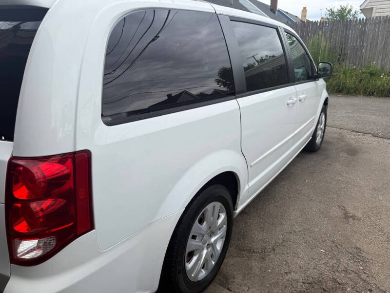 2014 Dodge Grand Caravan SE
