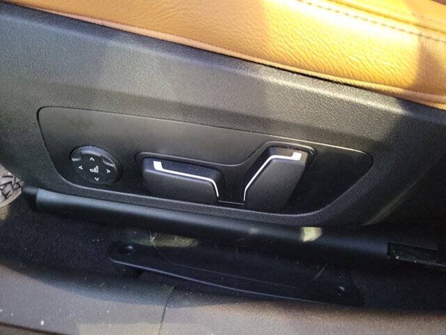 2025 BMW 3 Series 330i