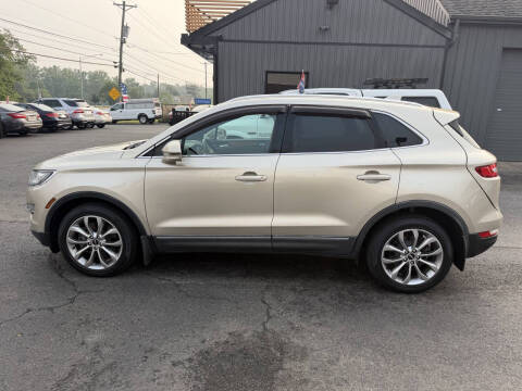 2017 Lincoln MKC Select