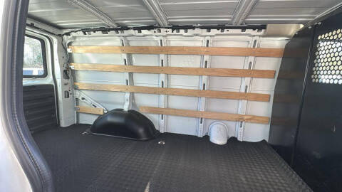 2023 Chevrolet Express 2500