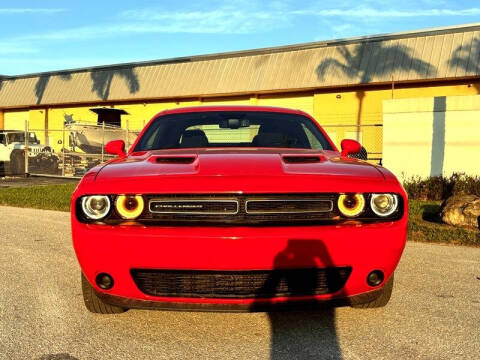 2022 Dodge Challenger SXT