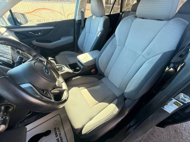 2022 Subaru Outback Premium